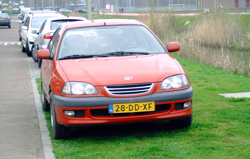Parkeerverbod zone in Malburgen West