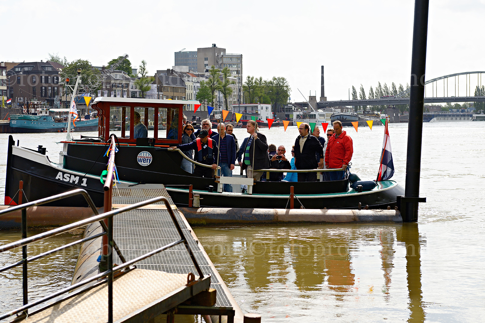 Pontje tussen centrum en het ‘Natte Sonsbeek’